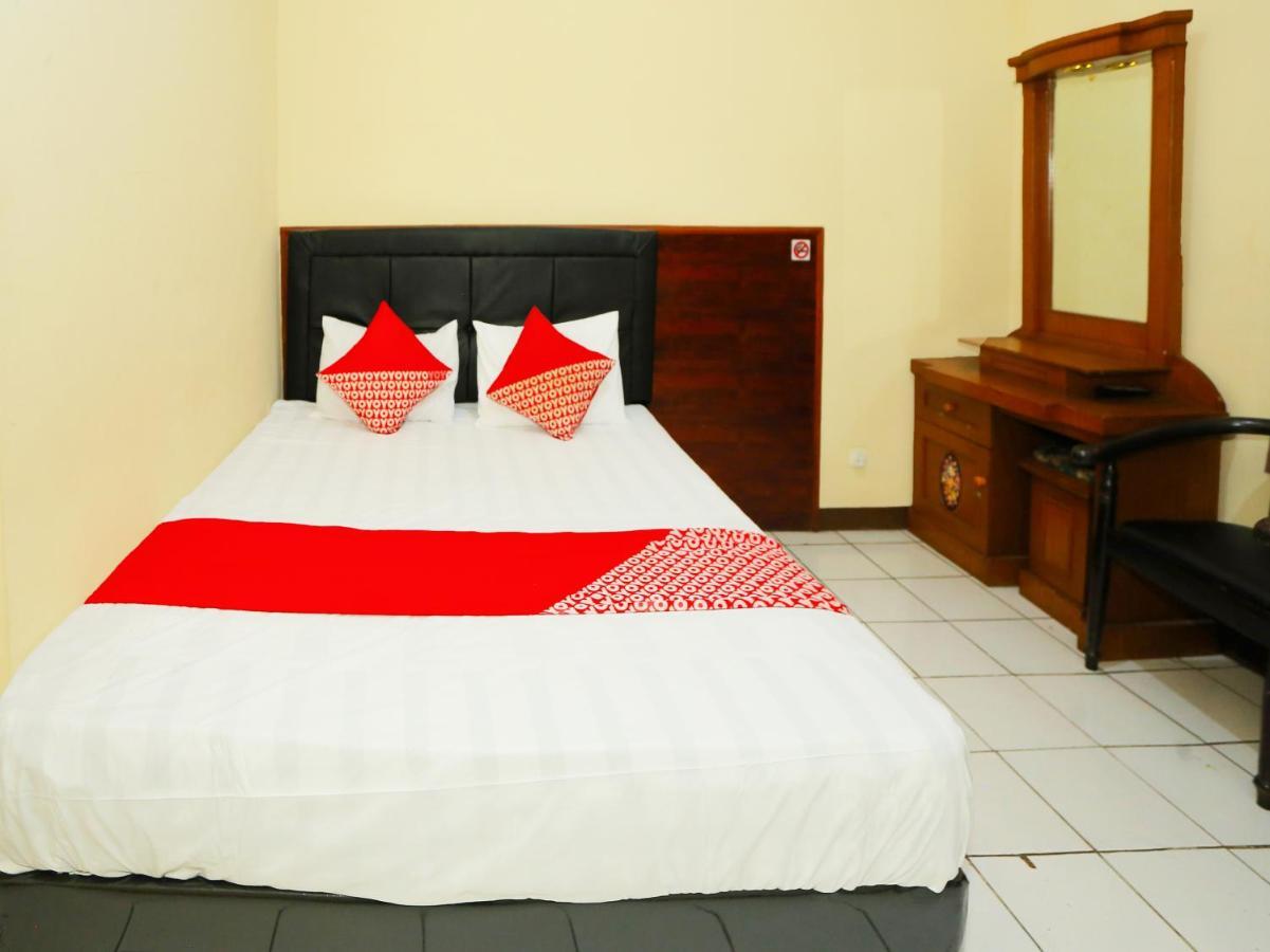 Oyo 93136 Hotel Santo Djaya 2 Bogor Dış mekan fotoğraf