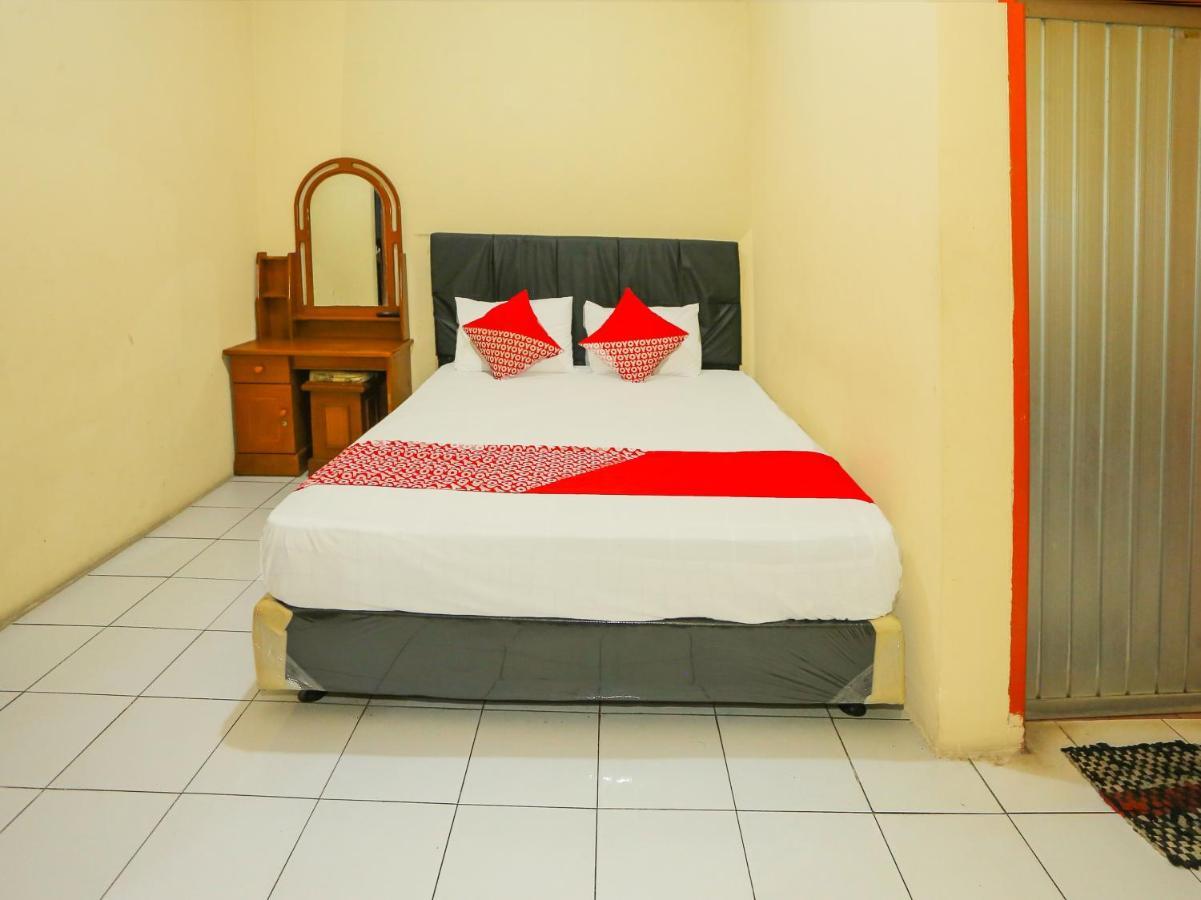 Oyo 93136 Hotel Santo Djaya 2 Bogor Dış mekan fotoğraf