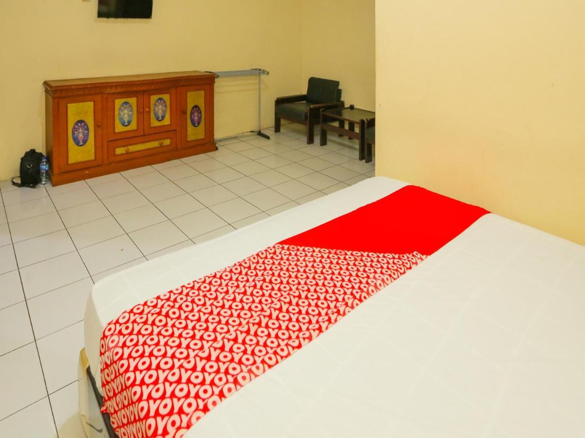 Oyo 93136 Hotel Santo Djaya 2 Bogor Dış mekan fotoğraf